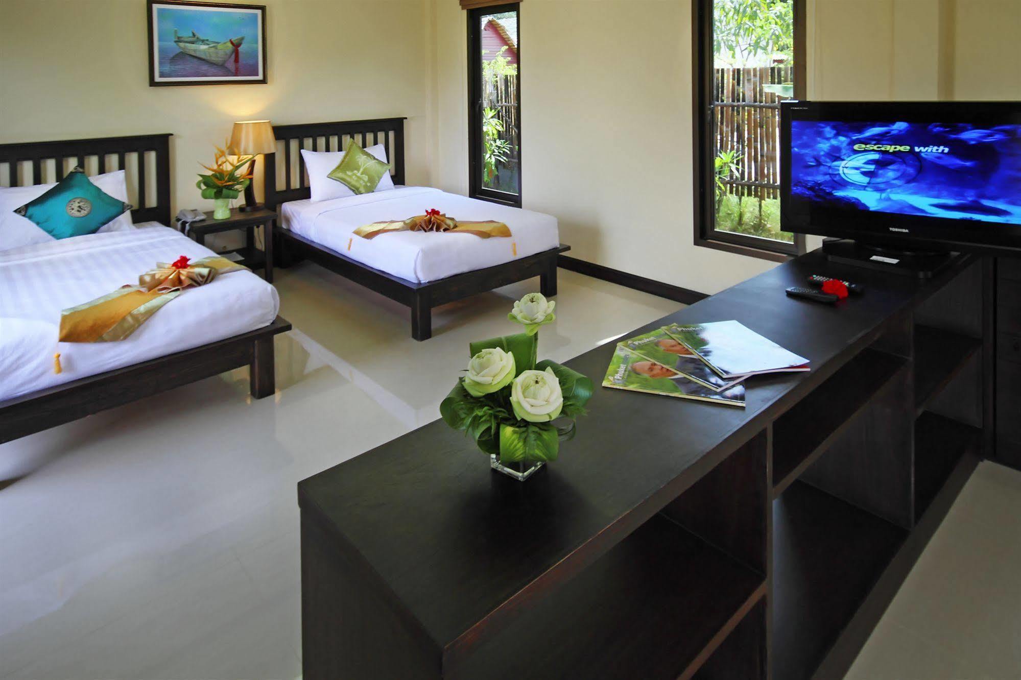 The Villa Laemhin Lagoon Resort Phuket Exterior foto